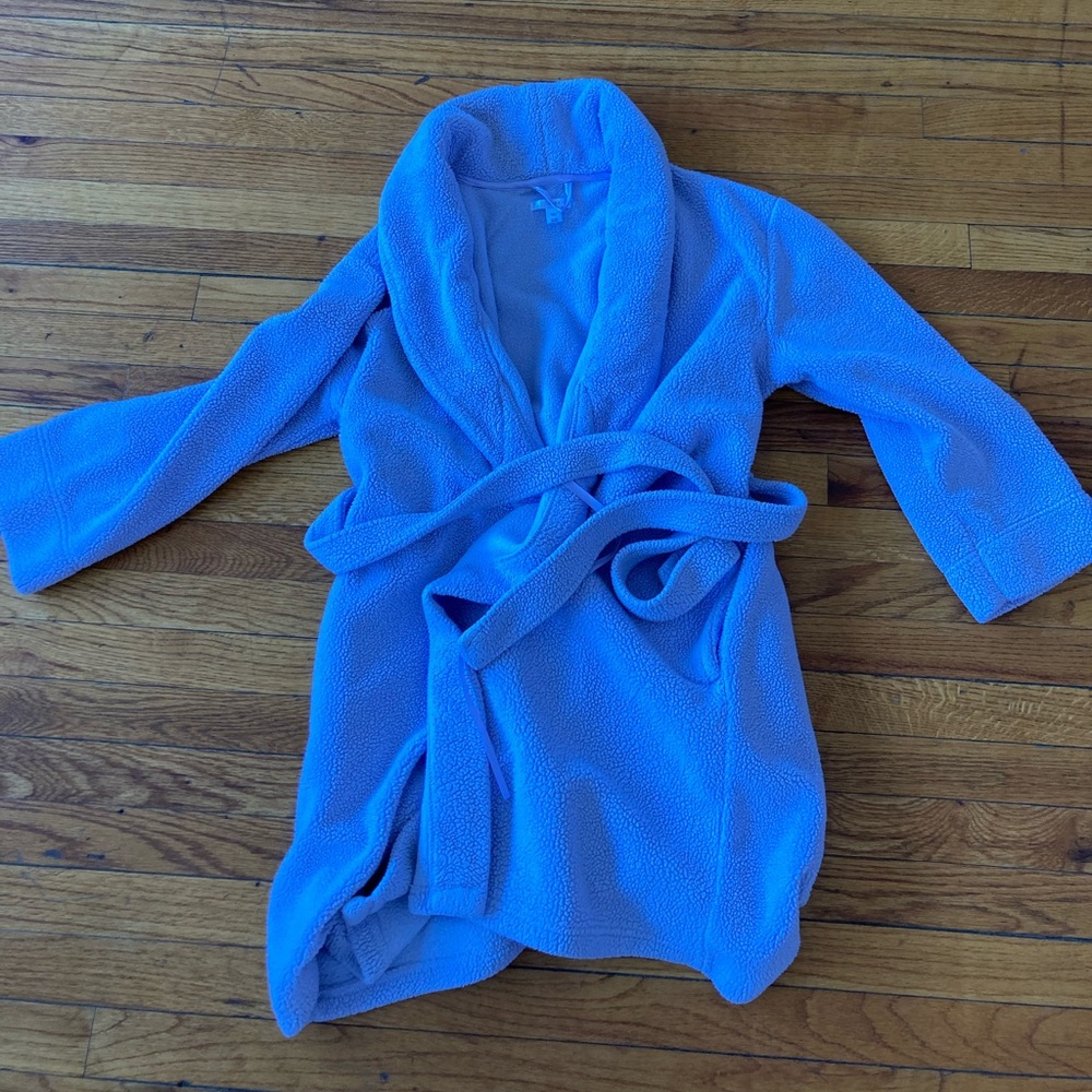 Beautiful Lavender Colored XL Bath Robe